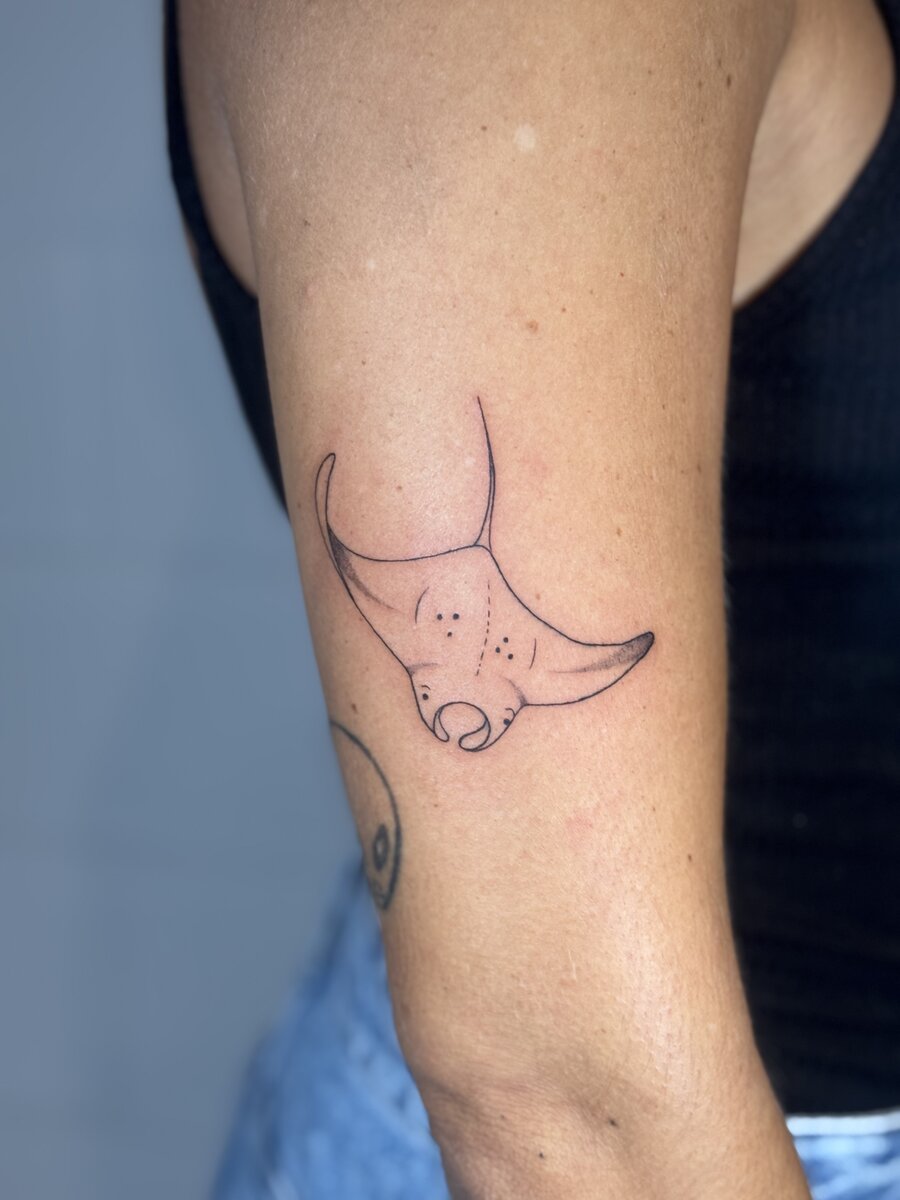 Fine line nature tattoo by tattoo artist in Coolangatta